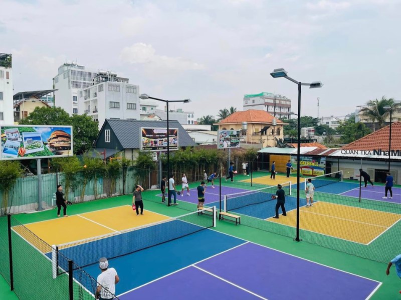 Review sân Pickleball Nhà Mình ngoài trời chất lượng tại Gò Vấp
